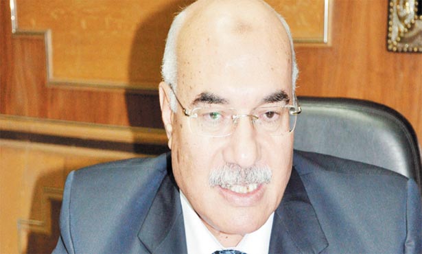 أحمد مصطفى :”الغزل” تستثمر 150 مليون جنيه استثمارات فى 8 شركات