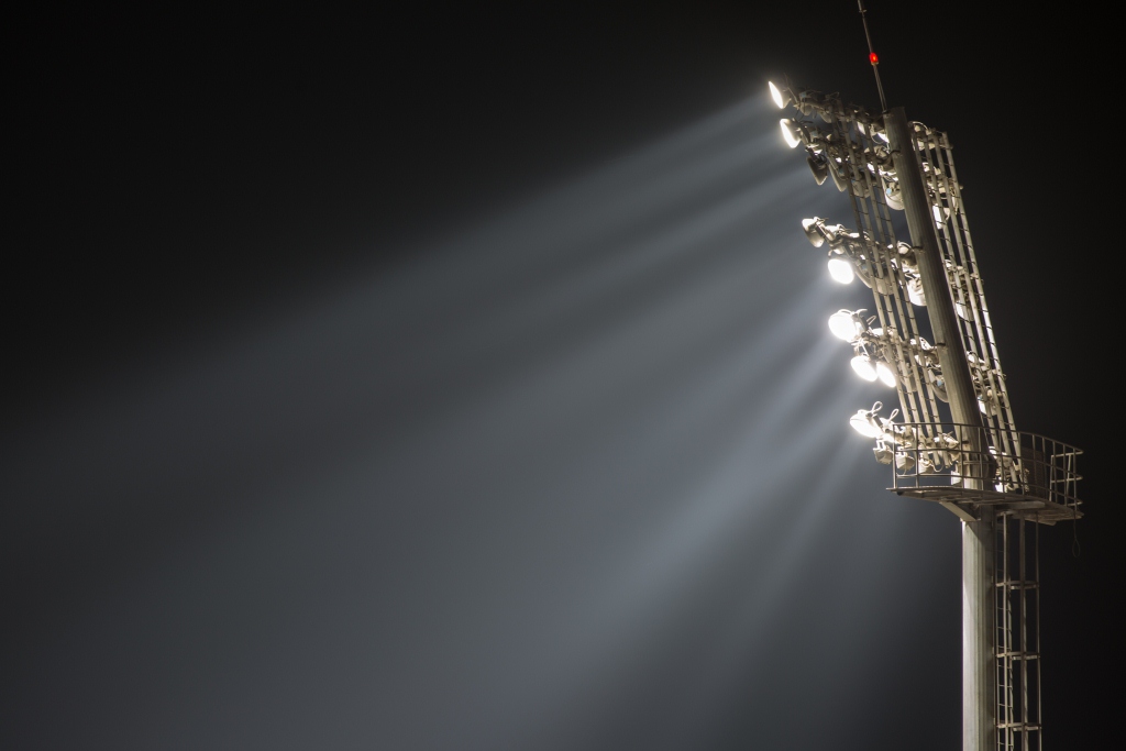 بالصور..”فيليبس” تنتهى من إنارة مركز شباب الجزيرة بأحدث تكنولوجيا الإضاءة