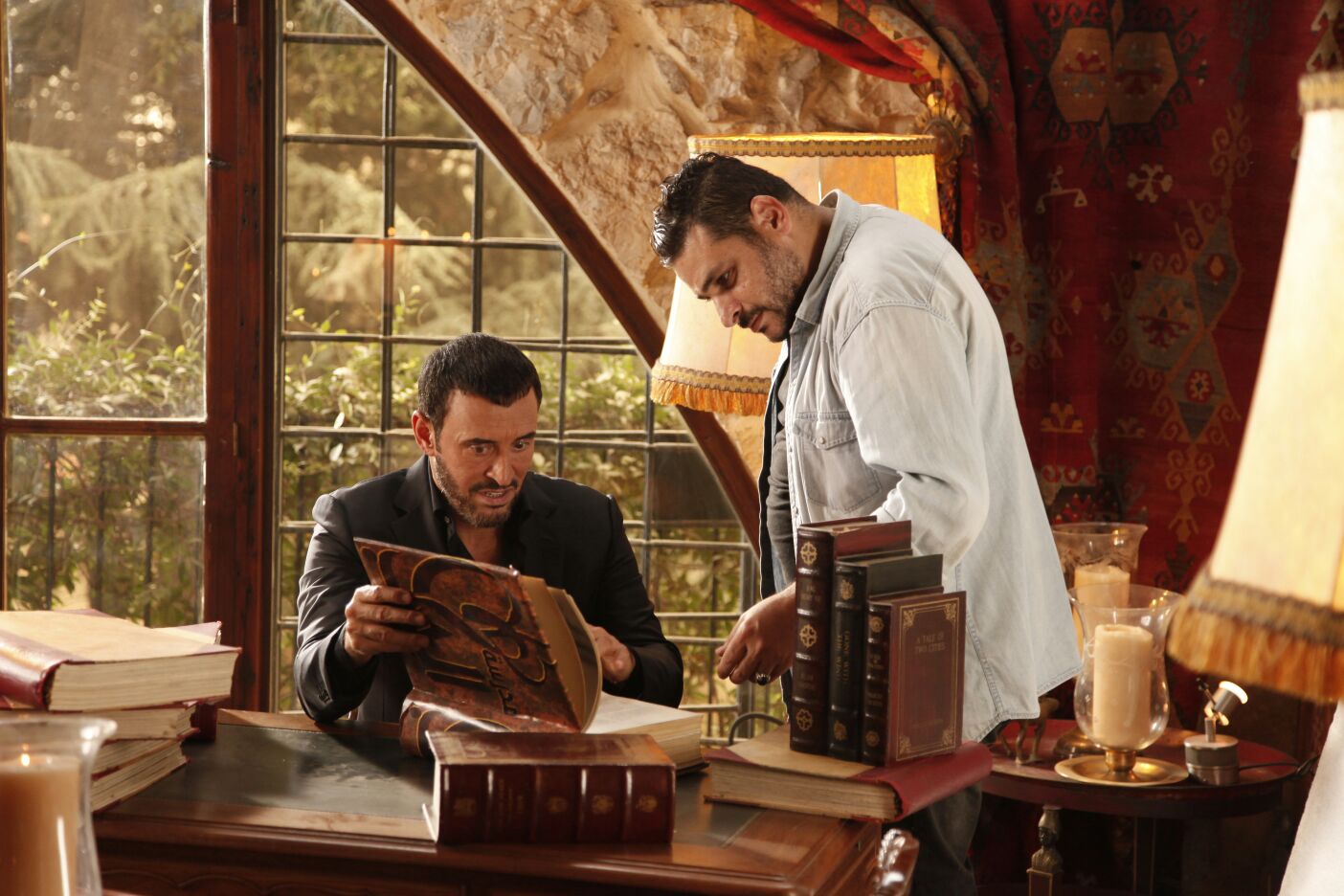 بالصور كاظم الساهر يعلن رسمياً انضمامه الى مدرسة الحب