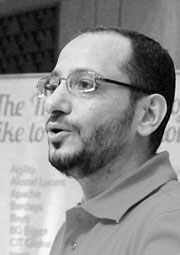 ايمن شحاتة مسئول بـ”برايس ووتر هاوس كوبرز” : معايير الاستدامة ليست حلاً للمشكلات المجتمعية والبيئية.. ولكن تحد من التأثيرات السلبية