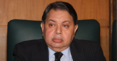 تجار بورسعيد يطالبون باقتصار استيراد ملابس الرجال والأطفال علي المدينة