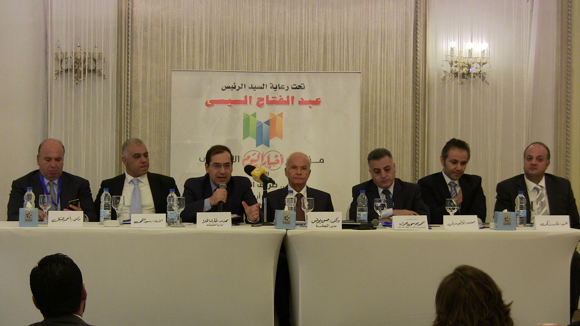 الملا : كشف “إينى” شجع الشركات الاجنبية على الاسراع فى عمليات البحث بالبحر المتوسط