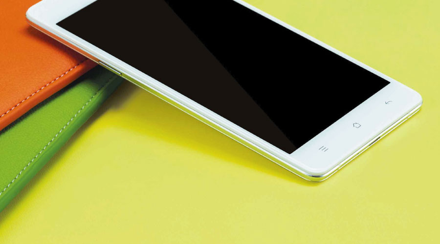 طرح هاتف “Oppo R7s” بذاكرة عشوائية بسعة 4GB