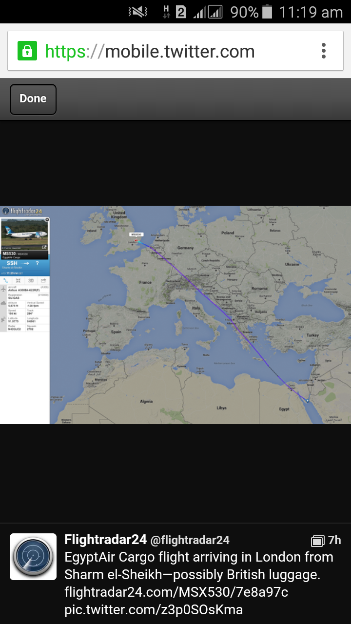 فلاى رادار: طائرة تابعة لـ”مصر للطيران” تنقل حقائب المسافرين من شرم الشيخ إلى بريطانيا