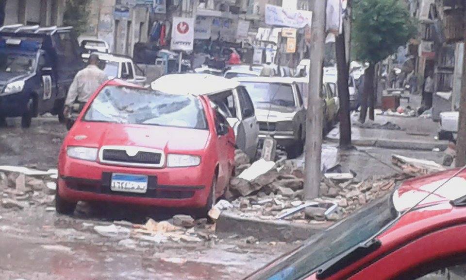 بالصور: السيول تتسبب في شلل بطرق الاسكندرية الرئيسية و غرق الأنفاق