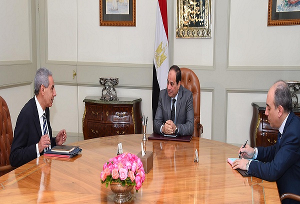 “السيسى” يجتمع مع وزير التجارة لمناقشة تطورات الصناعة