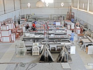 خبراء: ضعف التمويل يهدد مستقبل الشركات الصغيرة والناشئة بمصر