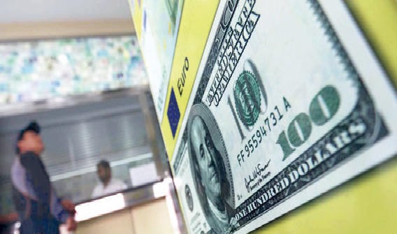 تقرير.. ارتفاع الدولار وأسواق المال العالمية بعد زيادة الفائدة الأمريكية لـ 0.5%