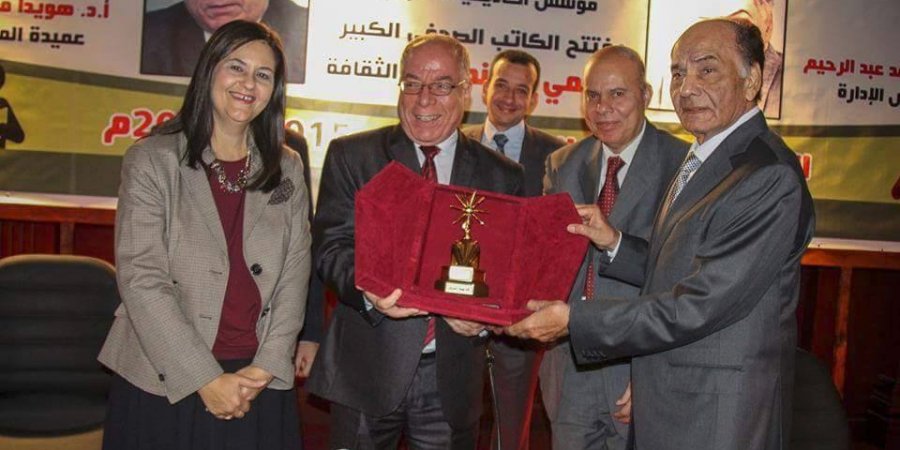 فريد خميس يتعاون مع وزارة الثقافة .. والنمنم يشيد بالقطاع الأهلي في بناء الصروح التعليمية