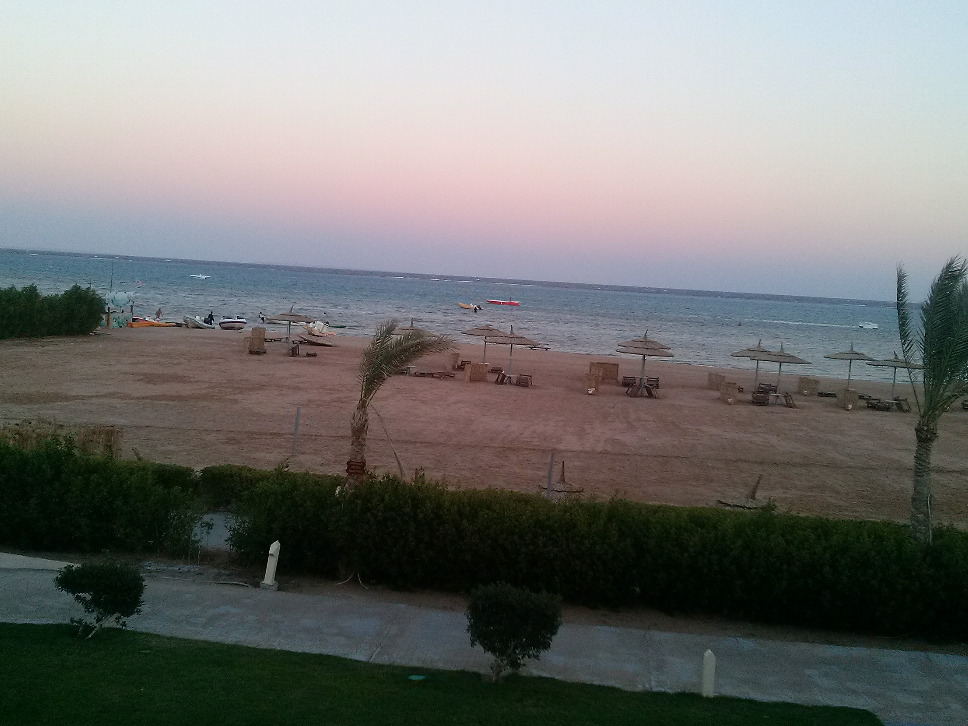 بالصور.. ما الذي وصلت إليه شرم الشيخ بعد شهر من الحظر؟