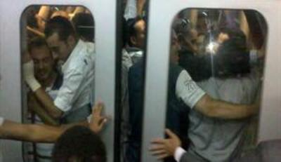 ارتباك فى حركة قطارات مترو الأنفاق ” شبرا_المنيب” وتكدس بالمحطات