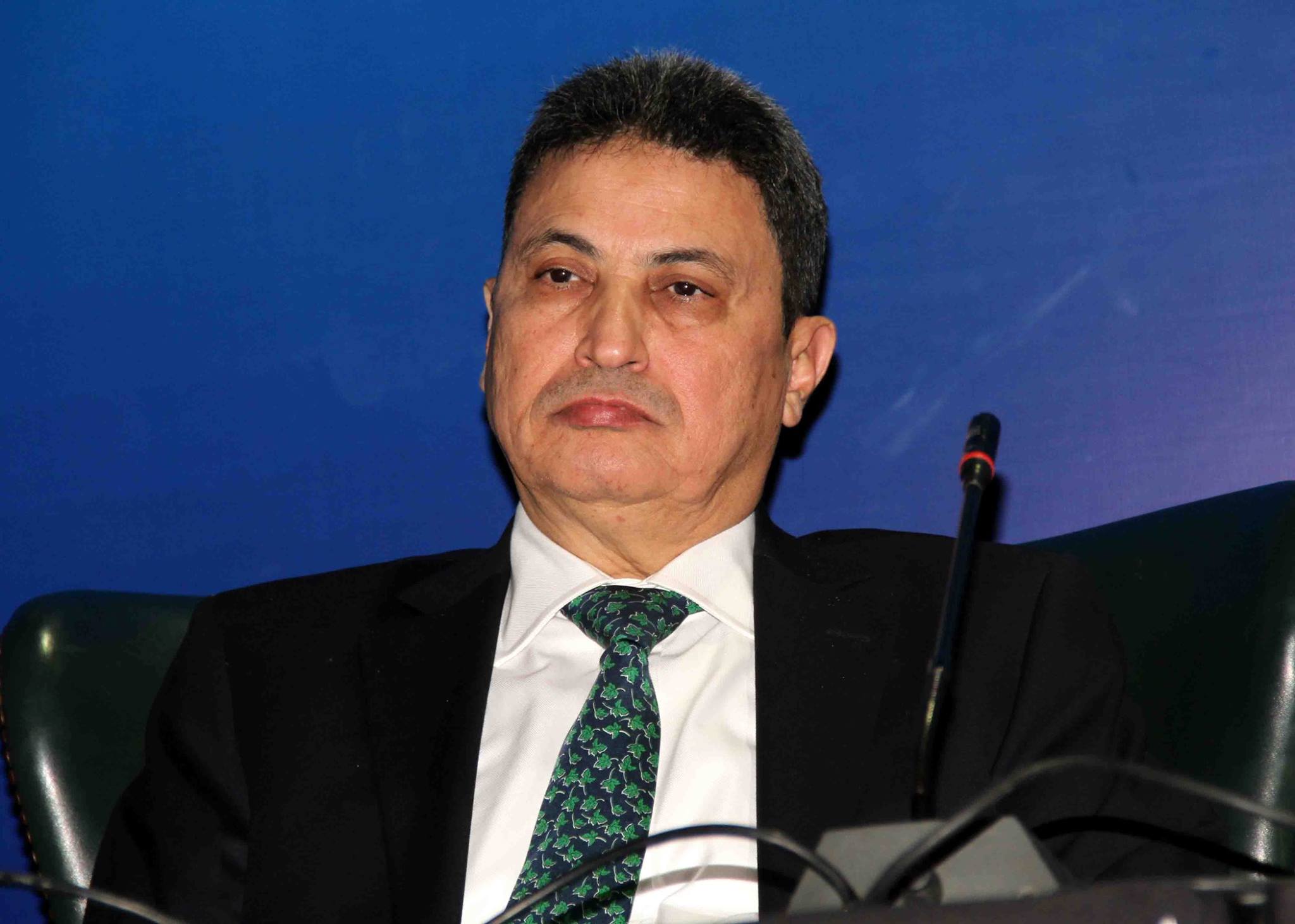 رئيس الاتحاد العربي للتأمين : الدستور كفل للمواطنين الحق في الرعاية الصحية