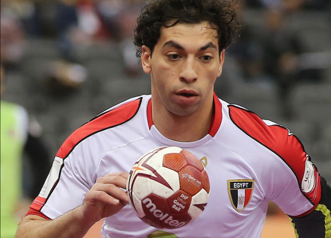 هاشتاج “أحمد الأحمر” يشعل “تويتر” عقب فوز مصر بكأس افريقيا لكرة اليد