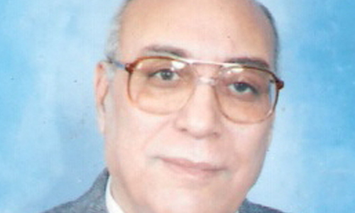 الدكتور محمد عبد المجيد رئيس لجنة المبيدات بوزارة الزراعة