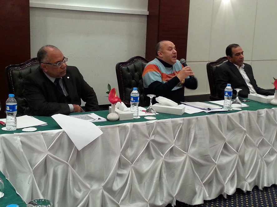 عمر : البرلمان يحسم عودة طرح الأراضي الاستثمارية في الصعيد بالمجان