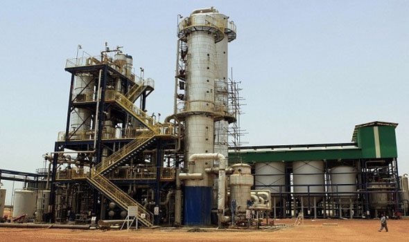 مساهمو “المصرية للتكرير” يسددون 7.5% من حصة هيئة البترول بالمشروع ويستردونها من الاربا