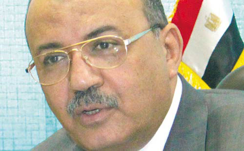 محمود حجازي رئيس الشركة القابضة للتشييد والتعمير