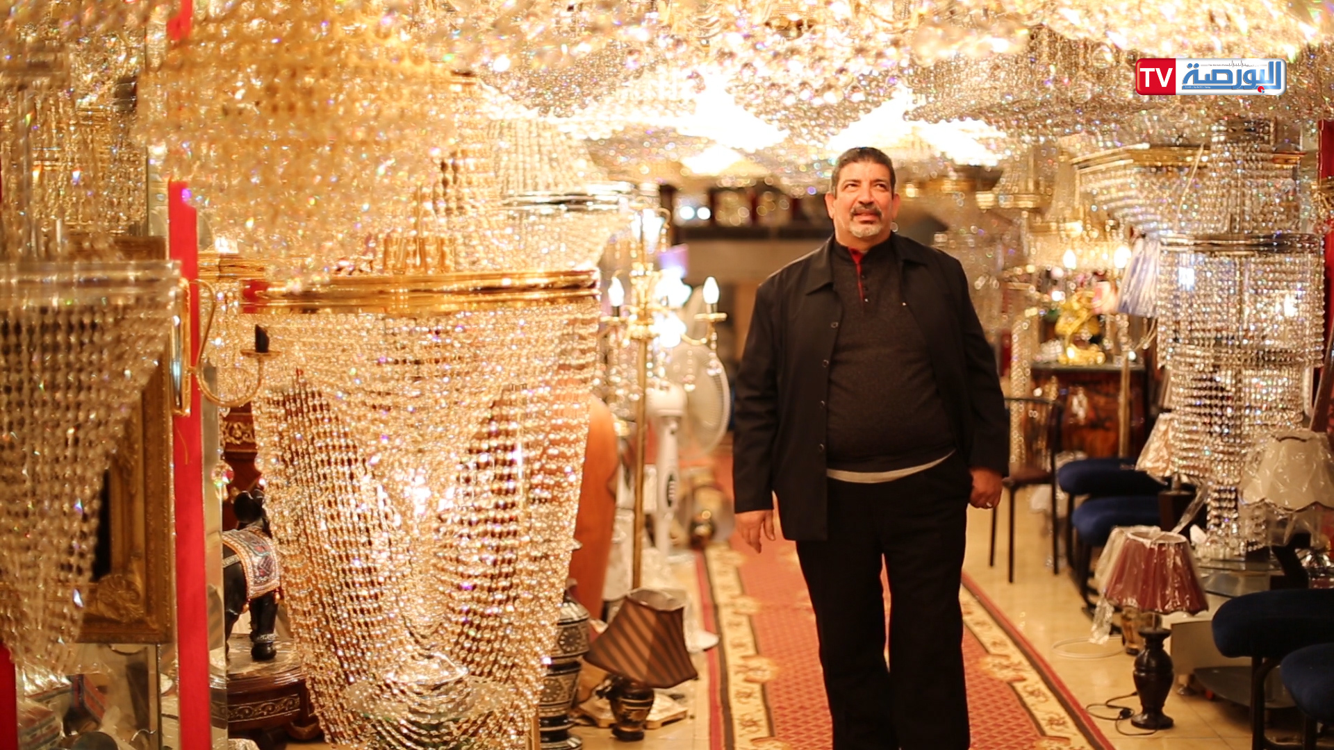 بالفيديو.. مصنعين النجف المصريين محترفين في صناعة جميع انواع النجف الكلاسيك