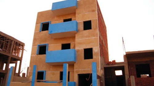 “ابني بيتك” ينتقد تجاهل وزير الإسكان للمشروع خلال زيارة السيسي إلى “أكتوبر”