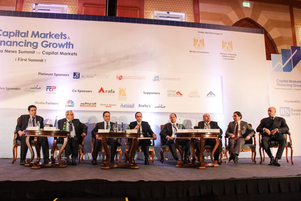 تقلبات سعر الصرف والسياسات الضريبية تحديات أمام نمو الاستثمار الأجنبى