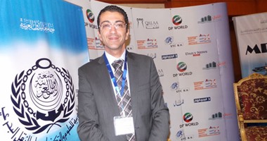 مدير وحدة بحوث النقل النهرى بالأكاديمية العربية للعلوم والتكنولوجيا