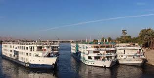 روشتة “اتحاد التأمين” للحد من مخاطر الحريق أثناء التراكى للفنادق العائمة والسفن