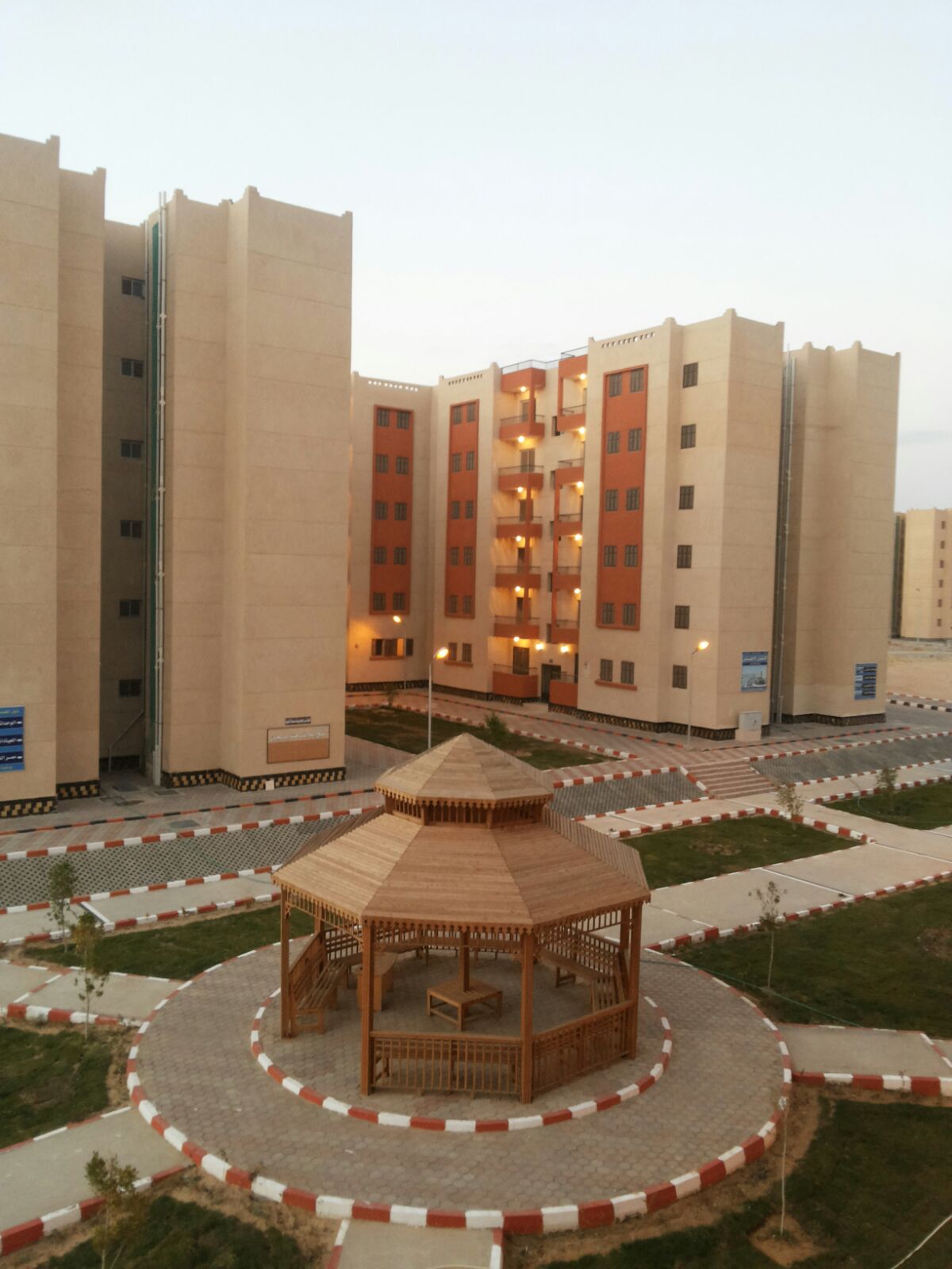 بالصور..تفاصيل طرح أكثر من نصف مليون وحدة إسكان اجتماعي