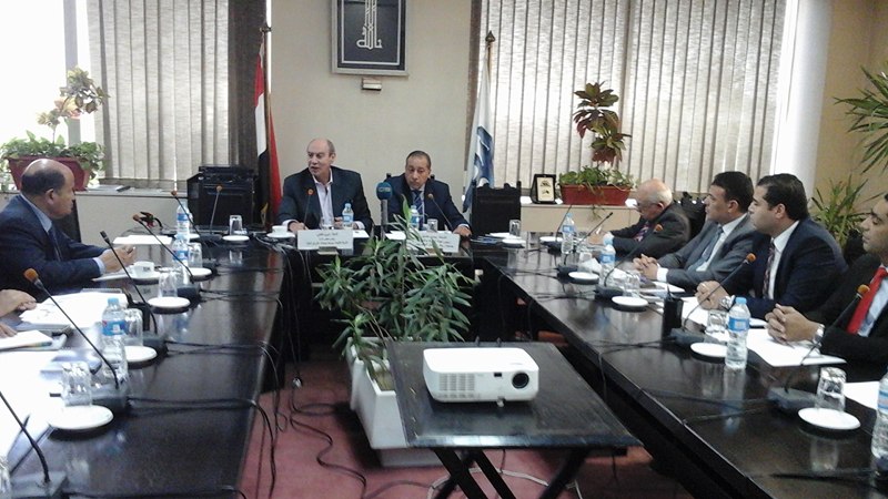 “رجال الأعمال” تتوقع أداءً إيجابياً للبورصة مع الطروحات الجديدة   