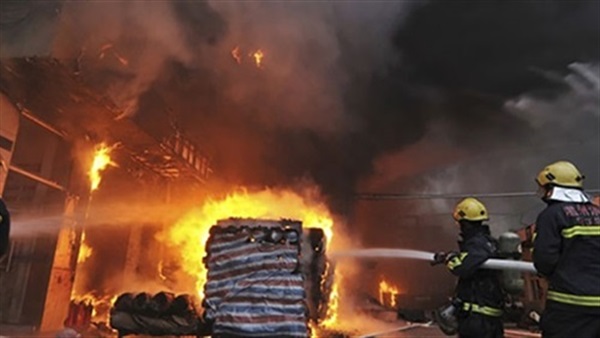 الحرائق تشعل الصراع بين الصناع وشركات التأمين