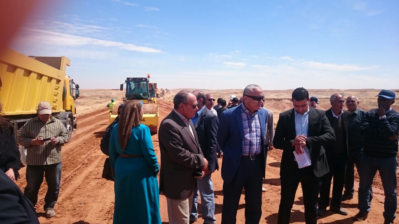 شركات المقاولات تبدأ تنفيذ شبكات مرافق العاصمة الإدارية الجديدة