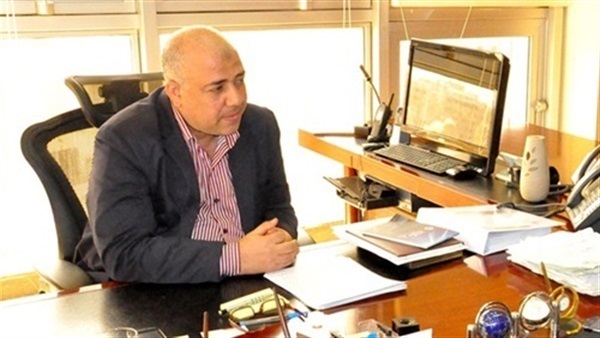 الفضالى: مراجعة احتياجات خطوط المترو والدفع بـ 13 قطار لـ” المنيب -شبرا”