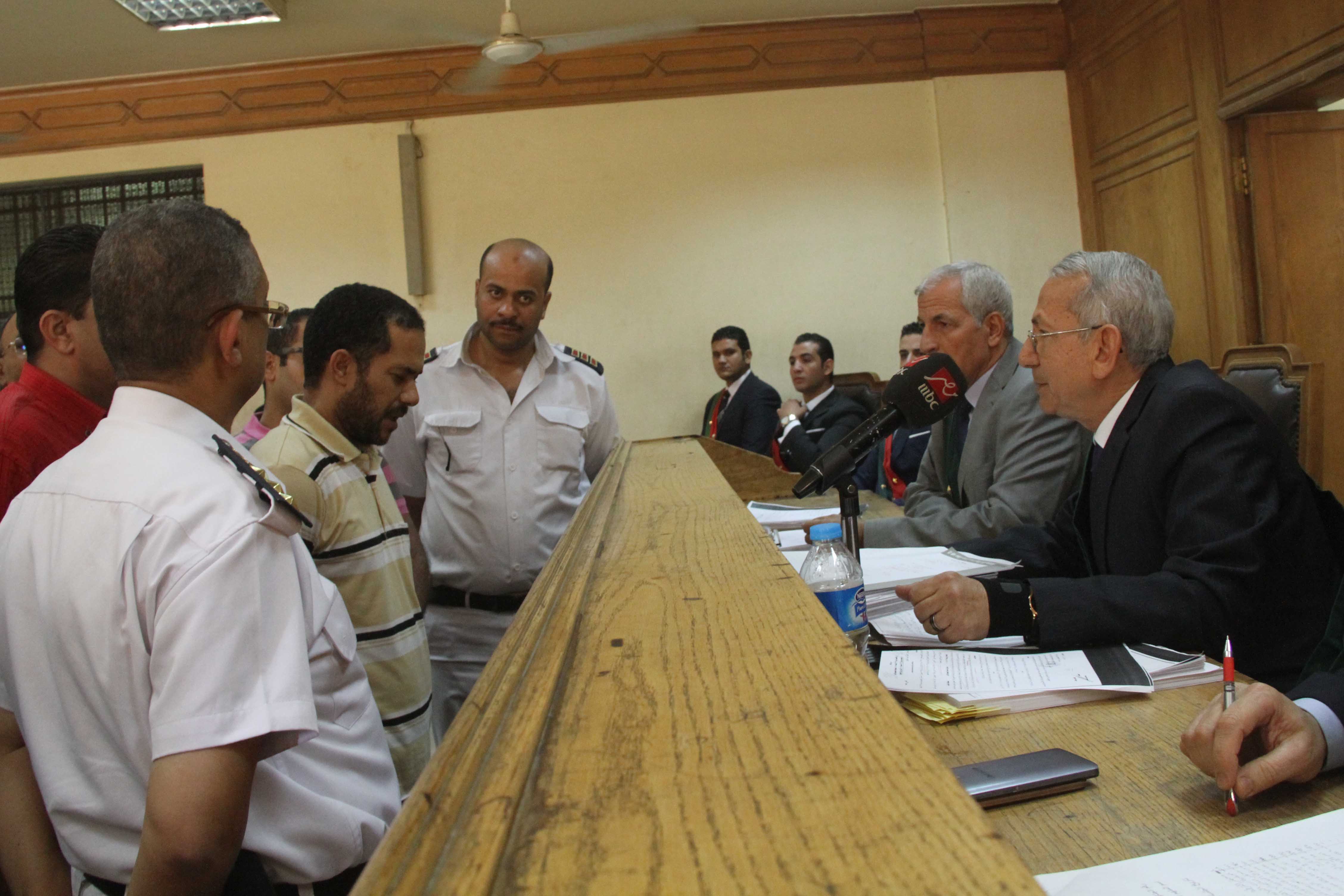 اول جلسة لامين الشرطة المتهم بقتل بائع الشاى مدينة الرحاب