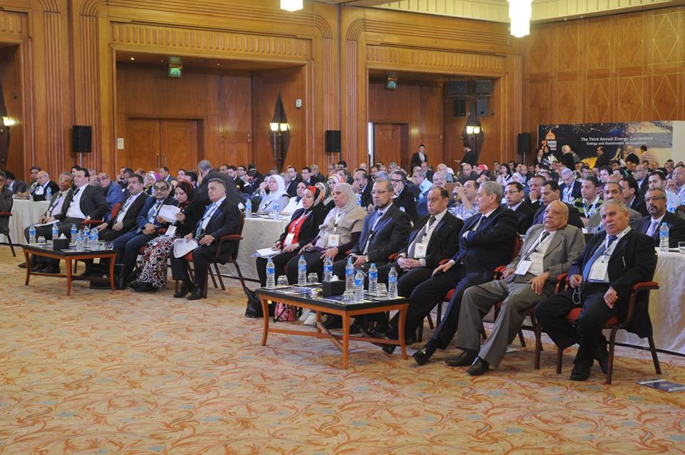 تقلبات أسعار البترول تغير خريطة مزيج الطاقة والصناعات المرتبطة