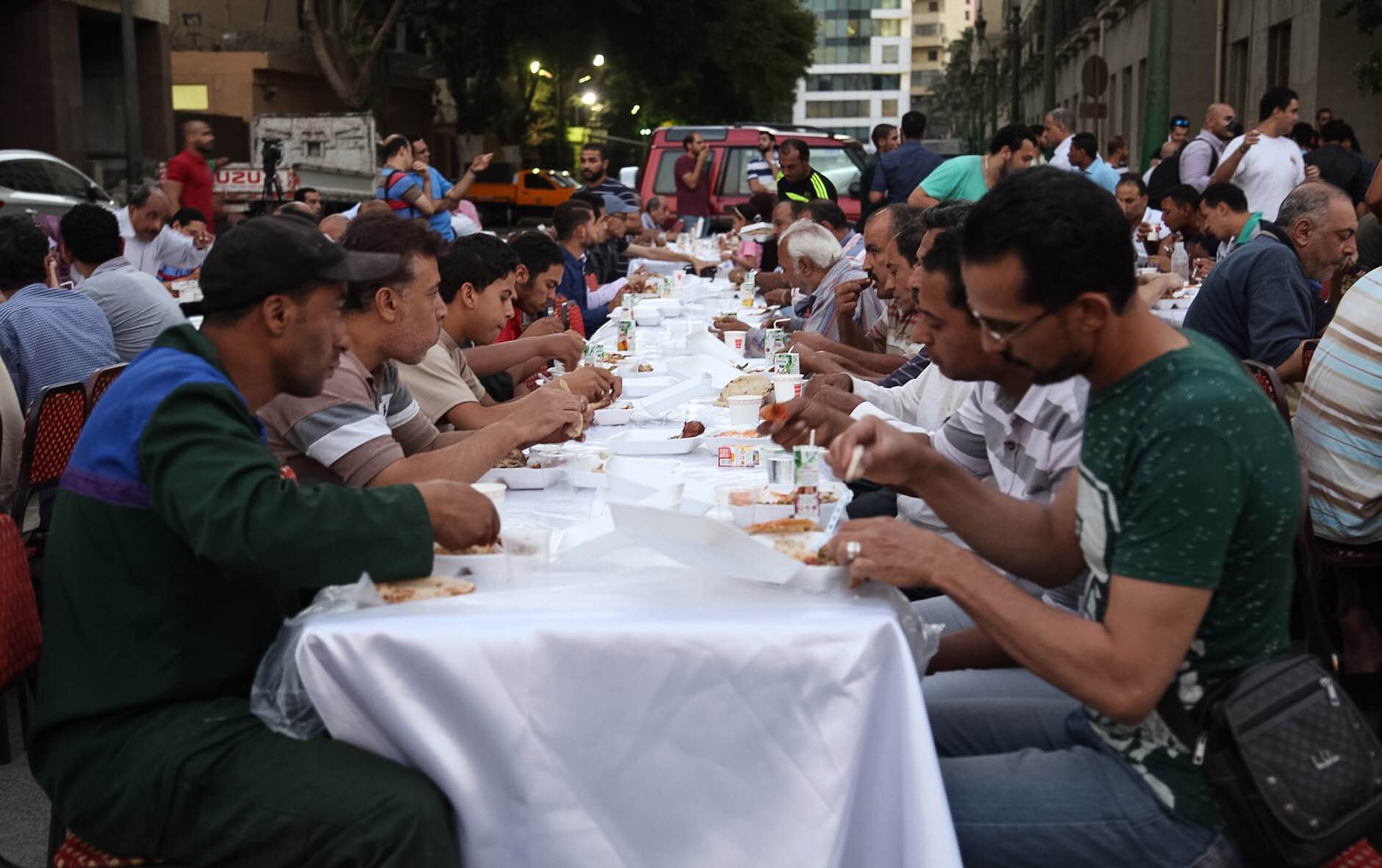 كنيسة قصر الدوبارة الإنجيلية تقيم مائدة الرحمن