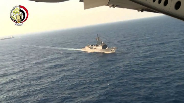 استبعاد غواصة البترول المشاركة في عمليات البحث عن الصندوق الأسود لطائرة مصر للطيران