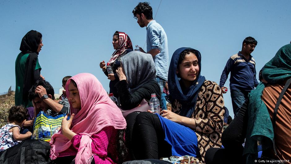 مسؤول أوروبي يقترح مضاعفة الاستثمارات لمكافحة أسباب اللجوء