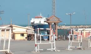 “درويش”: مضاعفة طاقة التداول بميناء العريش لنحو 30 ألف طن سنوياً مرهونة بالاستقرار الأمنى