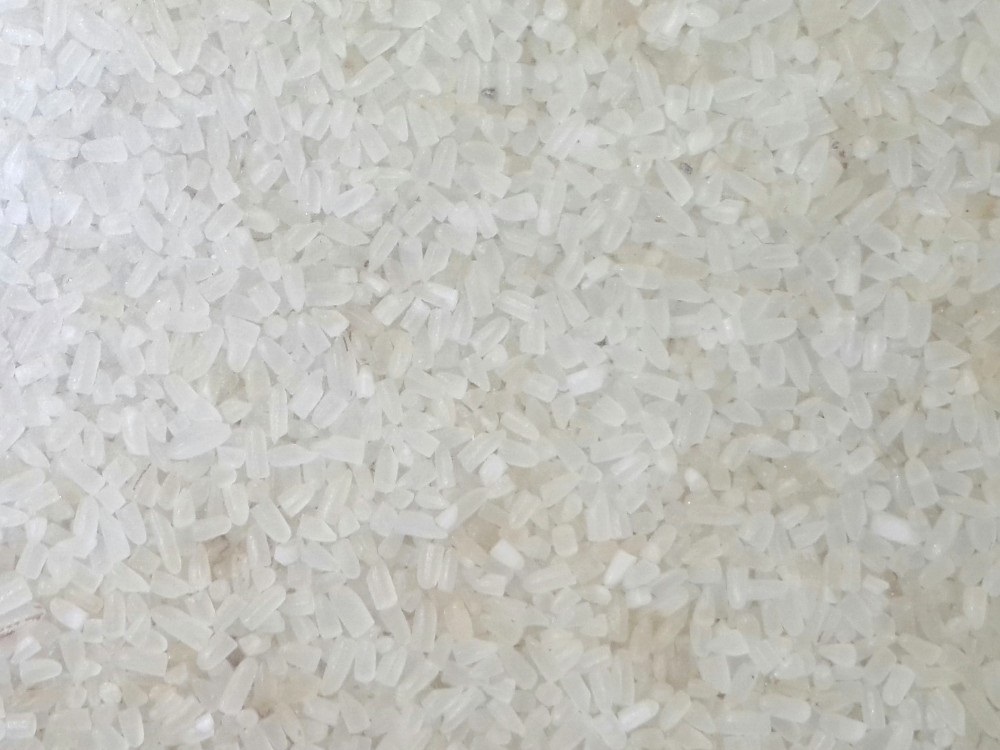 تراجع أسعار كسر الأرز 1600 جنيه للطن بعد حظر تصديره