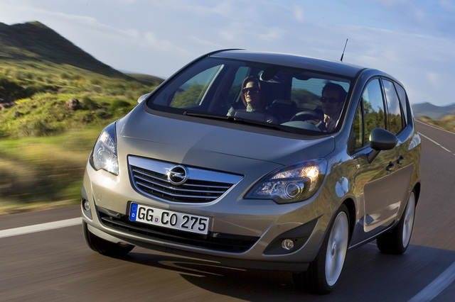 اوبل ميريفا 2016