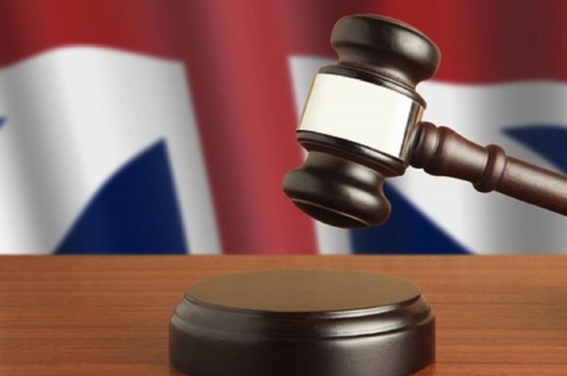 القضاء البريطانى يحكم بتسليم طفلين مصريى الجنسية لوالدهما