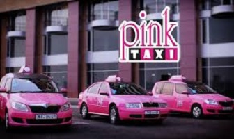 “pink taxi” يطرح اشتراكاً شهرياً للطالبات