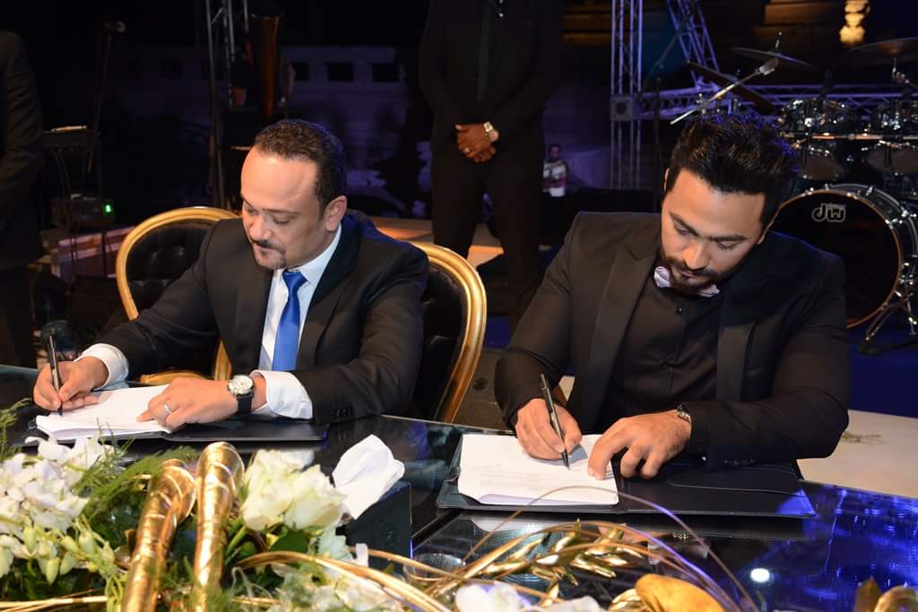 توقيع عقود جبال السخنة بين سكاي بريدج و norvia البرتغالية