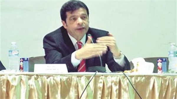 ابراهيم المانسترلى .. الرقابة الصناعية