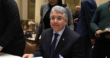 ” تعليم النواب” تطالب الحكومة برفع مخصصات التعليم والبحث العلمى لـ210 مليار جنيه