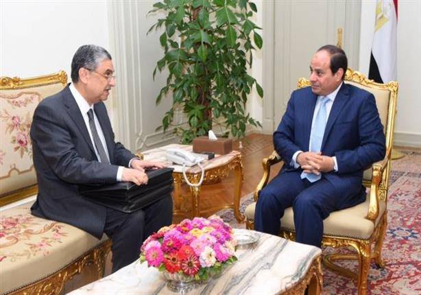 وزير الكهرباء