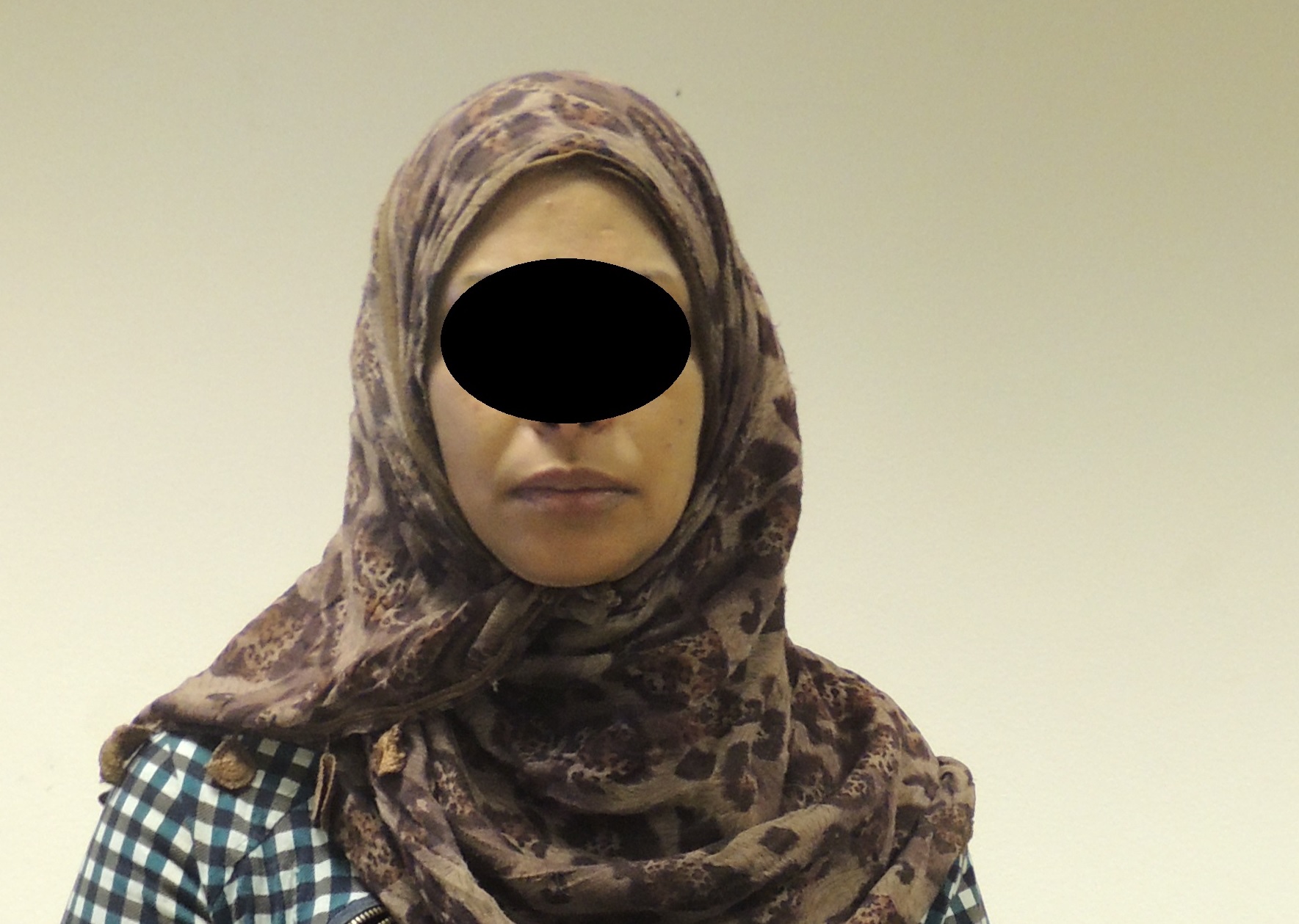 مباحث القاهرة تلقى القبض على فتاة بتهمة سرقة السائحين العرب