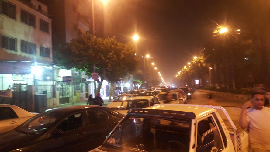 محطات الوقود تبدأ تفعيل الأسعار الجديدة للبنزين و السولار .. ومناوشات مع المستهلكين