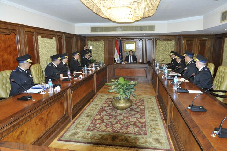 وزير الداخلية يشدد على تكثيف التواجد الأمنى فى المدن الجديدة