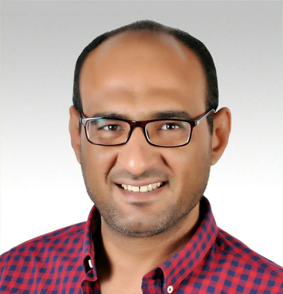 مصطفى هلال يكتب: تحرير سعر صرف الدولار وتأثيره على قطاع الصحة والدواء