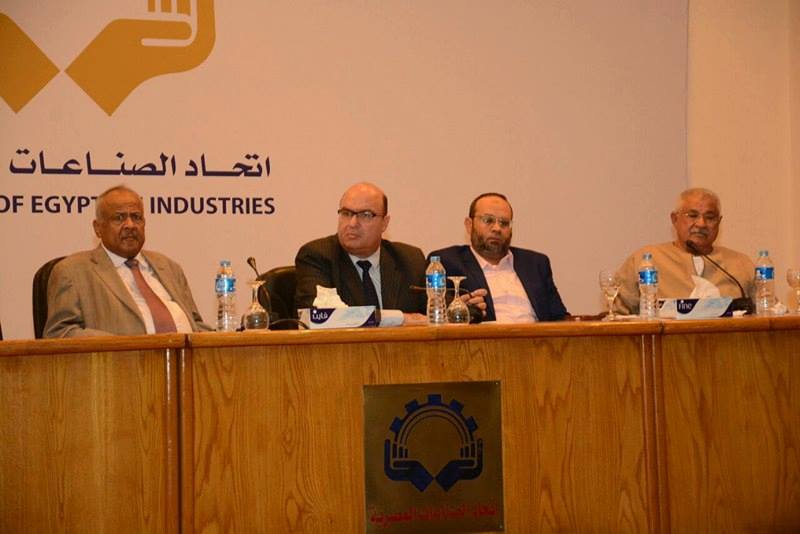 “مواد البناء” تبحث تطوير تكنولوجيا مصانع الطوب لخفض استهلاك الطاقة